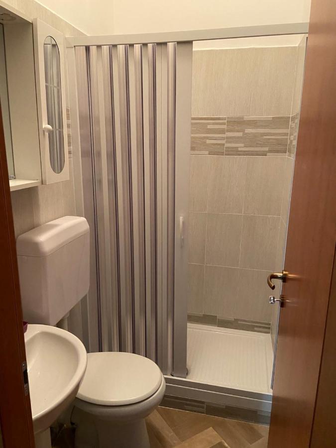Maison Dory Lägenhet Pescara Exteriör bild